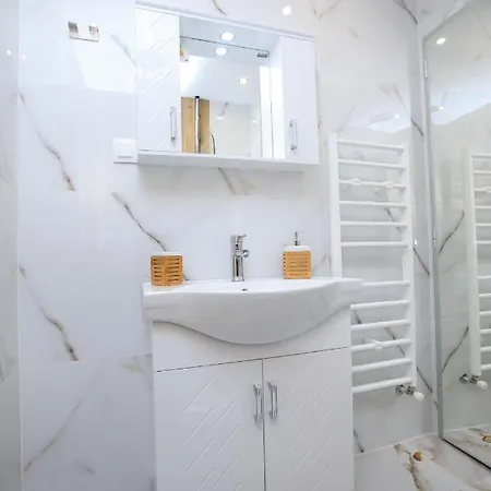Apartment Ваканционен Апартамент Елеганс *
